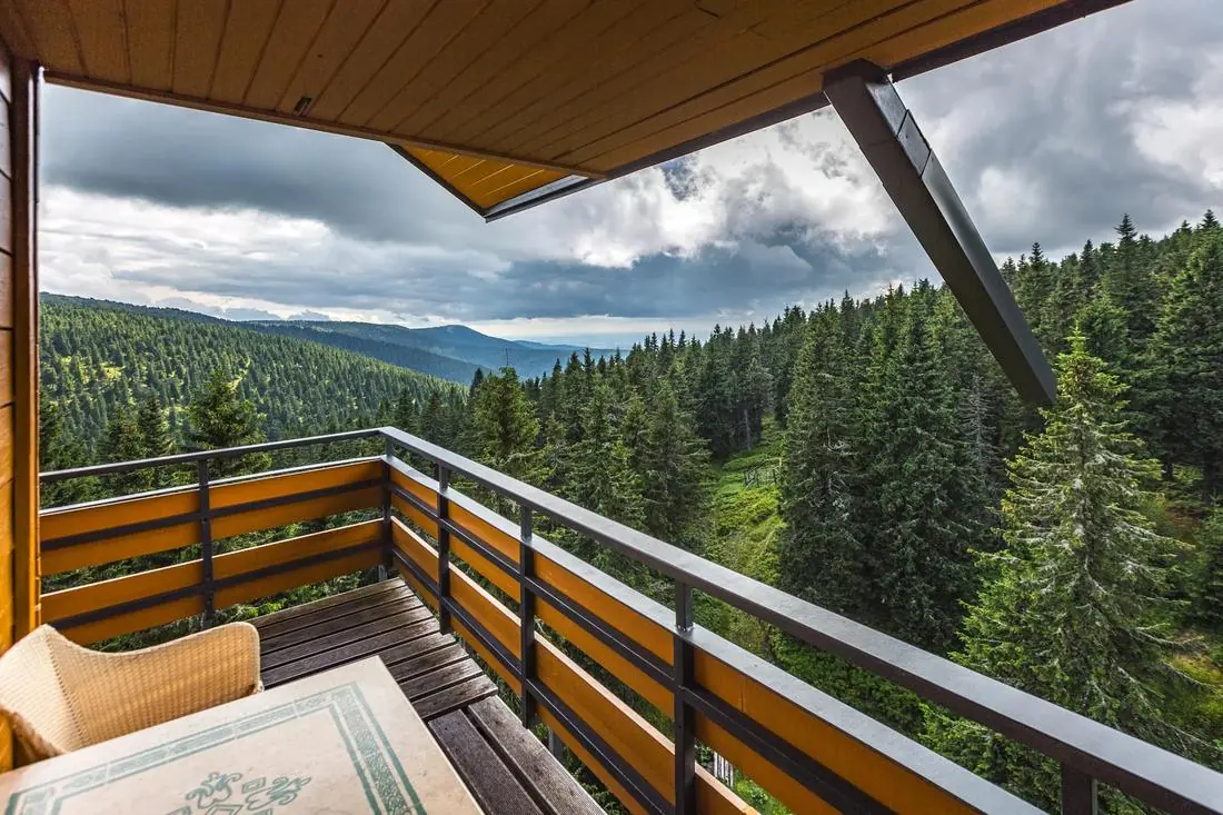 Letní odpoledne z balkonu apartmánu